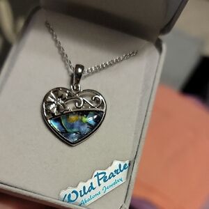 Wild Pearl Silver Heart Necklace with Iridescent Inlay